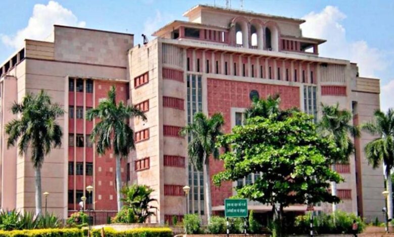 भोपाल सहित 14 जिलों में प्रशासनिक फेरबदल, प्रियंक बने कलेक्टर; DPI आयुक्त शिल्पा हटाई गईं 1 2 25