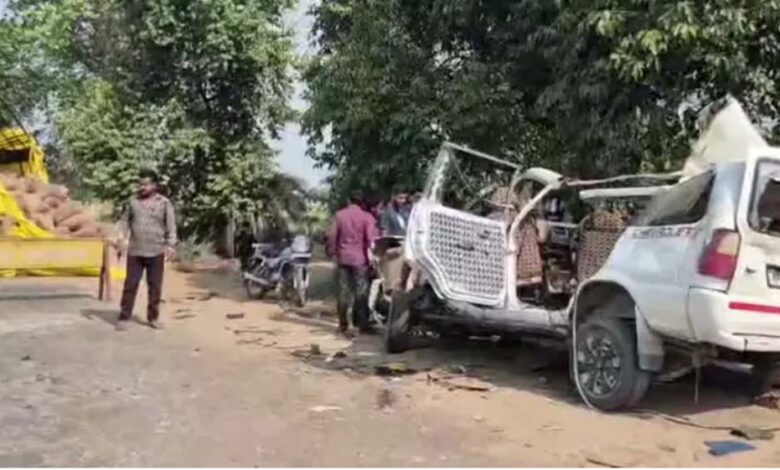 टवेरा और ट्रैक्टर-ट्रॉली की भिड़ंत में 5 की मौत, 7 घायल; नर्मदापुरम-पिपरिया हाईवे पर हुआ दर्दनाक हादसा 1 27 A85