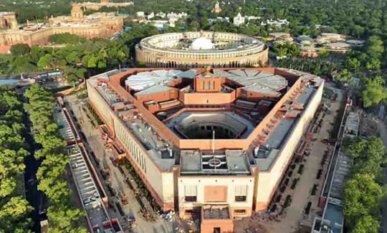 महिला आरक्षण बिल के लिए संसद का विशेष सत्र, 16 से 18 अप्रैल तक होगी सदनों की कार्यवाही 1 47