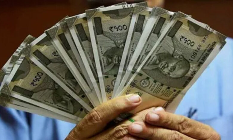 ₹10,000 तक हो सकती है पेंशन, सरकार कर रही है विचार, इन लोगों को मिलेगा बड़ा फायदा 1 500 2000 6A 79 3 1