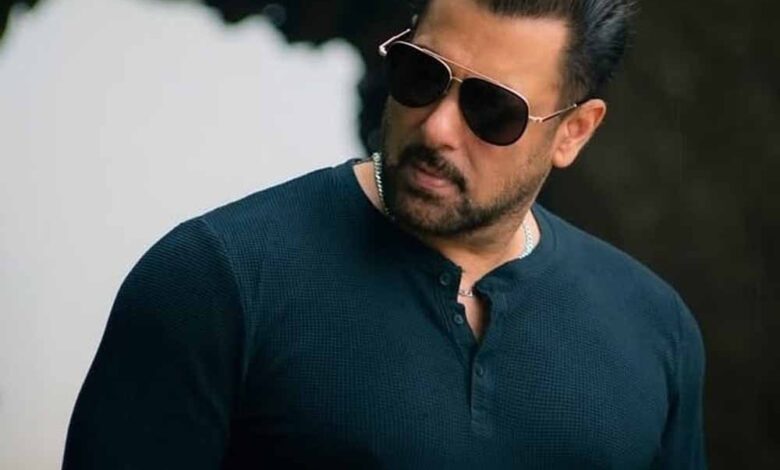 सलमान खान ने की ‘ईद 2027’ रिलीज डेट की घोषणा, नई एक्शन-थ्रिलर फिल्म का ऐलान 1 54 15