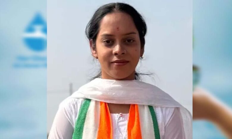 महिला सशक्तिकरण की नई मिसाल: गितिका चंदेल बनीं महिला कांग्रेस की ब्लॉक अध्यक्ष 1 6A 5