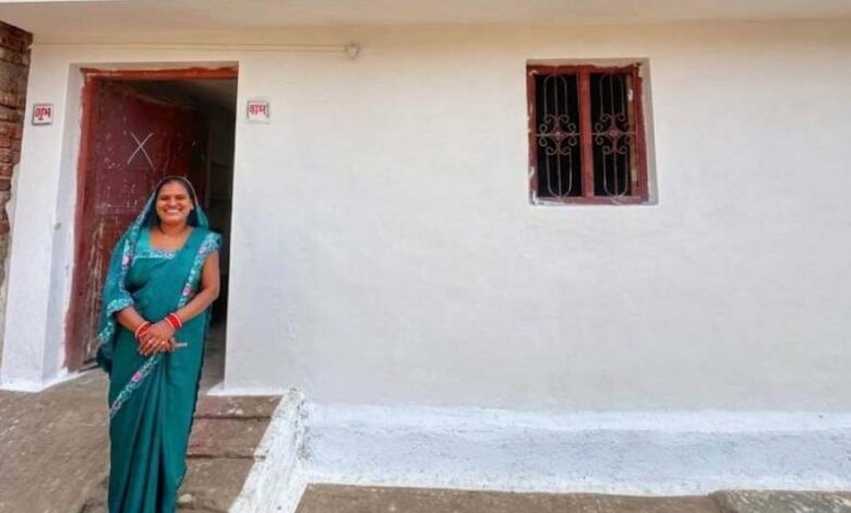 शासन की जनकल्याणकारी योजनाओं से संवरा जीवन,पीएम आवास, उज्ज्वला और महतारी वंदन से मिला संबल 1 8A 15