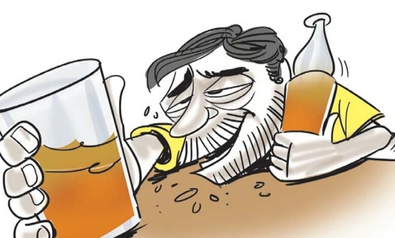 कलेक्टर की सख्त कार्रवाई: शिक्षा के मंदिर में नशे की कालिख, दो शिक्षक निलंबित 1 9A 29