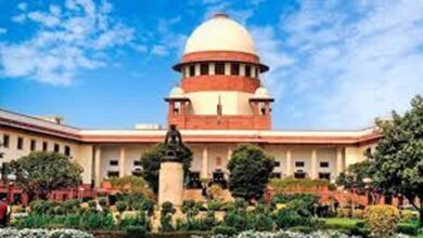 लिव-इन से अलग होना अपराध नहीं: सुप्रीम कोर्ट ने दुष्कर्म आरोप पर कही अहम बात 2 Court 01