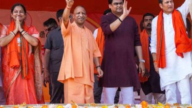 पश्चिम बंगाल में नबद्वीप, कटवा तथा बागदा विधानसभा क्षेत्रों में आयोजित जनसभाओं में गरजे सीएम योगी आदित्यनाथ 8 bagda 3