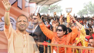 योगी आदित्यनाथ बोले - भाजपा सरकार आएगी तो बंगाल की सड़कों पर झाड़ू लगाएंगे गुंडे, माफिया व मौलाना 9 cm yogi wb