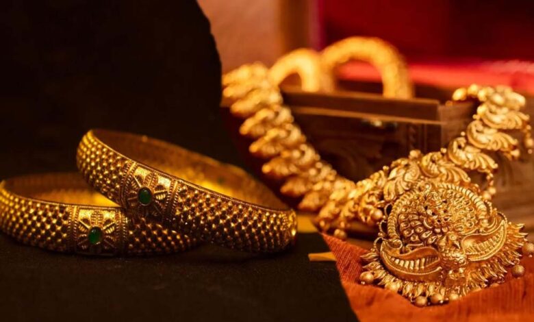 अचानक ₹5000 सस्ती हुई चांदी, 2.04 लाख रुपये कम हुआ रेट, जानिए 10 ग्राम सोने की कीमत 1 gold 166 4