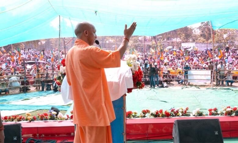 अब बंगाल में भी बहार, क्योंकि बनने जा रही डबल इंजन सरकार: मुख्यमंत्री योगी आदित्यनाथ 1 yogi 6