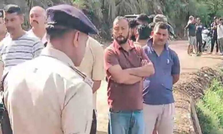 चंबा में भयावह हादसा: खाई में गिरा गुजरात का वाहन, 6 पर्यटकों की मौत 1 11A 7