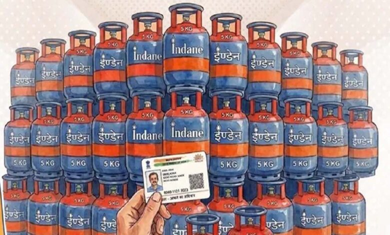 LPG 5KG सिलेंडर की कीमतों में 261 रुपये की बढ़ोतरी, प्रवासी मजदूरों पर महंगाई का बड़ा असर 1 1A 29