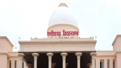 छत्तीसगढ़ विधानसभा में 33% महिला आरक्षण के लिए शासकीय संकल्प पेश, विपक्ष का हंगामा 1 1A 72