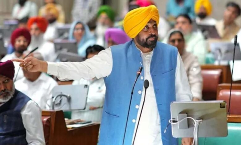 मजदूर दिवस पर पंजाब सरकार का श्रमिकों को बड़ा तोहफा, न्यूनतम मजदूरी में 15% की बढ़ोतरी 1 2A 23