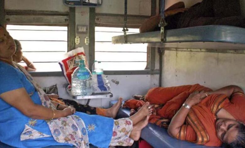 IRCTC ने बताया तरीका: ट्रेन में लोअर बर्थ कैसे पाएं 1 5A 107
