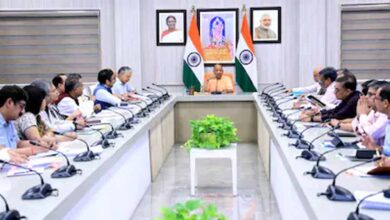 सीएम योगी ने वर्क फ्रॉम होम और सार्वजनिक परिवहन को बढ़ावा देने की दी अपील 3 64 12