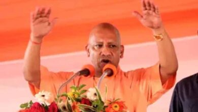 यूपी देश का ग्रोथ इंजन: महराजगंज में सीएम योगी का विकास और विपक्ष पर हमला 1 76 12
