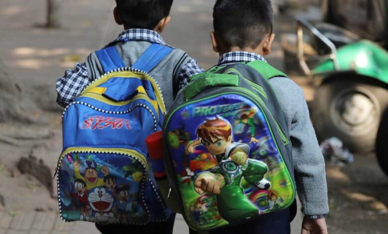 जबलपुर में स्कूल बैग के वजन पर सख्ती, DPI ने कलेक्टर-डीईओ को दिए सख्त निर्देश 1 8A 99