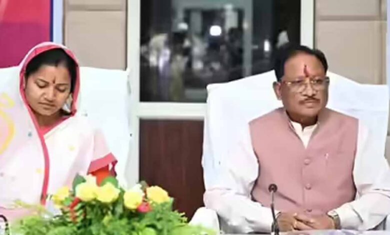 CM साय का सख्त रुख: समीक्षा बैठक में अल्टीमेटम, अधूरी जानकारी पर PWD अधिकारी को फटकार 1 Chhattisgarh News 05 2 2
