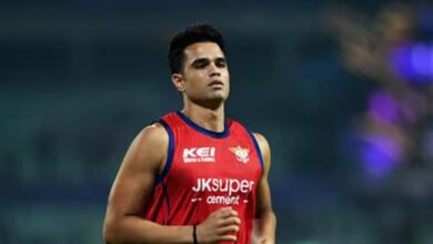 Arjun Tendulkar पर लगी बंपर बोली, बेस प्राइस से 400% ज्यादा में खरीदे गए 2 arjun