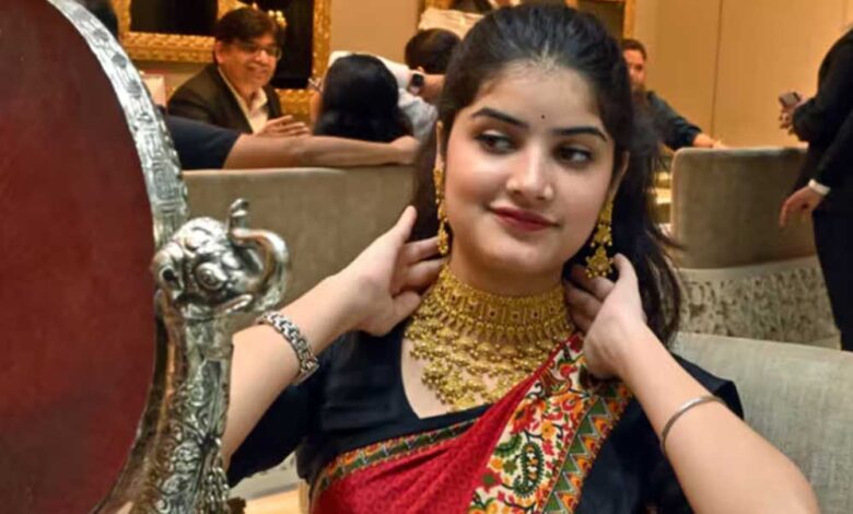 वैश्विक अस्थिरता के चलते सोने के दाम बढ़े, चांदी की कीमत 2.60 लाख रुपए के पार 1 gold 17 2 1