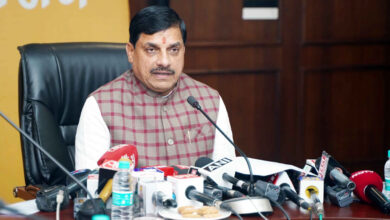 MP के सरकारी कर्मचारियों के लिए बड़ी तैयारी: बदलेंगे 2 पुराने नियम, जल्द आएंगे नए आदेश 9 mohan 0A 14 1 1