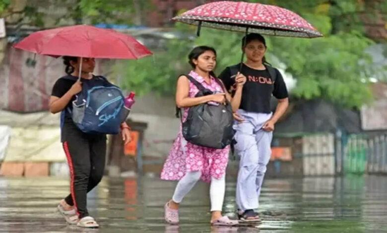 MP Weather: मध्य प्रदेश में बारिश ने पूरा किया 25% कोटा, 32 जिलों में सामान्य से ज्यादा बरसात; पन्ना-सतना में भारी बारिश का अलर्ट 1 10A 64