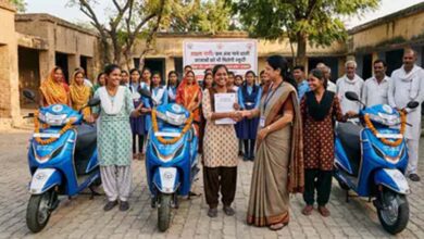 यूपी में गरीब छात्राओं को 75 प्रतिशत अंकों पर भी मिलेगी रानी लक्ष्मीबाई स्कूटी 5 4 20