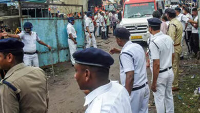 मारा गया बंगाल का दरिंदा! दुष्कर्म के आरोपी का एनकाउंटर, महुआ मोइत्रा ने पुलिस कार्रवाई पर उठाए सवाल 1 8A 33