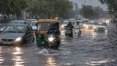 Weather Update: दिल्ली-NCR में बारिश से राहत, लेकिन जलभराव ने बढ़ाईं मुश्किलें