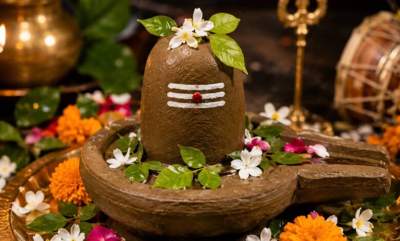 Spiritual: सावन में पार्थिव शिवलिंग पूजा, विधि, नियम और सावधानियां जानिए