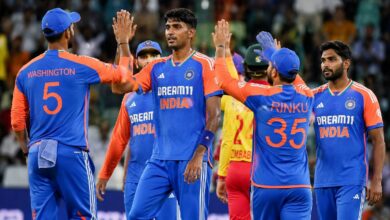 टॉस का रिकॉर्ड बनाने से चूके श्रेयस अय्यर, टीम इंडिया में यश ठाकुर का डेब्यू, बदली Playing XI