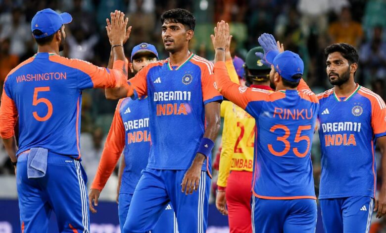 टॉस का रिकॉर्ड बनाने से चूके श्रेयस अय्यर, टीम इंडिया में यश ठाकुर का डेब्यू, बदली Playing XI