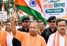 तिरंगा यात्रा में गरजे योगी, राष्ट्रगान-राष्ट्रगीत के अपमान पर दिया सख्त संदेश 45 तिरंगा यात्रा में गरजे योगी, राष्ट्रगान-राष्ट्रगीत के अपमान पर दिया सख्त संदेश