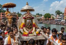 उज्जैन में गूंजा ‘जय श्री महाकाल’, चांदी की पालकी में निकले बाबा; रामघाट पर हुआ पूजन 26 उज्जैन में गूंजा ‘जय श्री महाकाल’, चांदी की पालकी में निकले बाबा; रामघाट पर हुआ पूजन