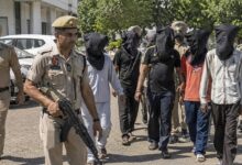 जंतर-मंतर पर कथित आतंकी साजिश का दावा, 4 नाबालिग समेत 9 गिरफ्तार; ISI कनेक्शन की जांच 29 जंतर-मंतर पर कथित आतंकी साजिश का दावा, 4 नाबालिग समेत 9 गिरफ्तार; ISI कनेक्शन की जांच