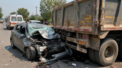 जालंधर में भयानक हादसा: खड़े टिप्पर में घुसी कार, 3 लोगों की मौके पर ही मौत 3 जालंधर में भयानक हादसा: खड़े टिप्पर में घुसी कार, 3 लोगों की मौके पर ही मौत